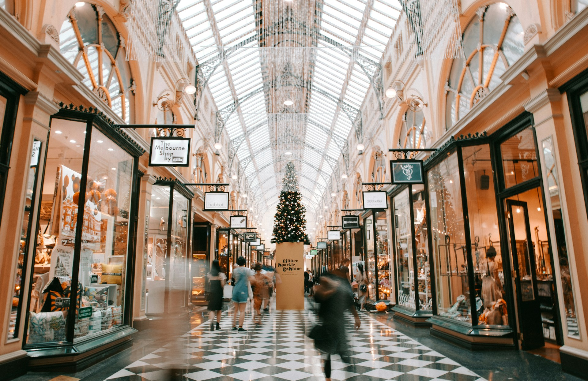 Why Retail Spaces in Dallas Need Routine Rodent Monitoring